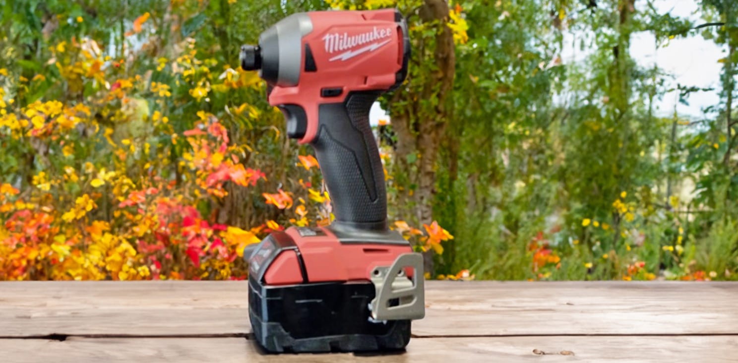 Dewalt vs Milwaukee Impact Wrench Clever Handymen